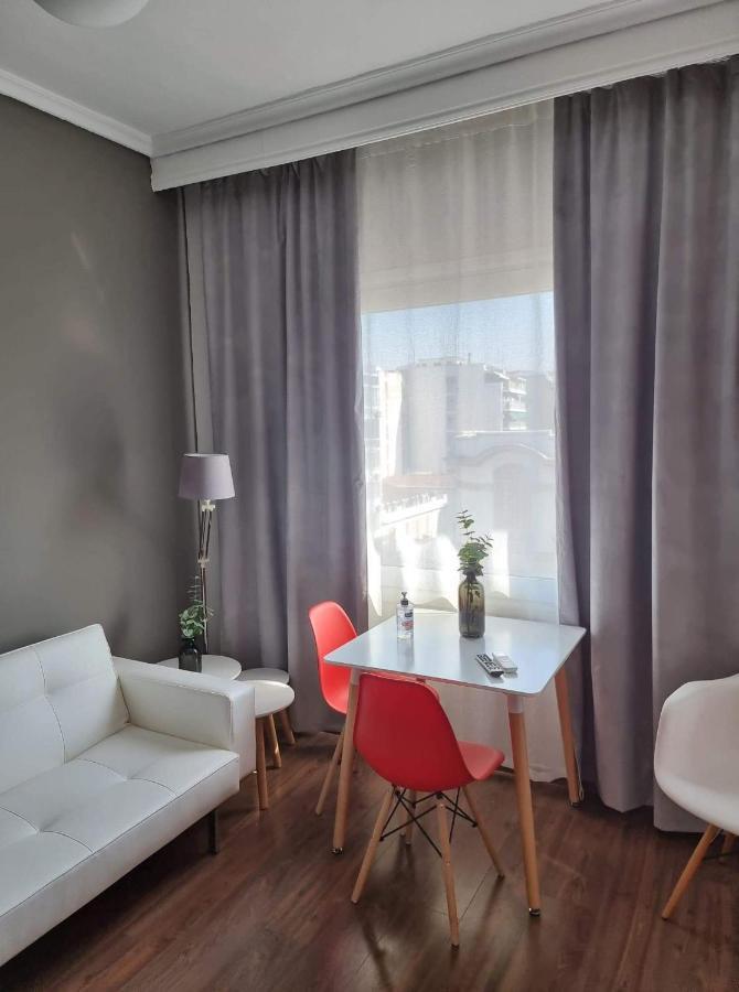Red Rooms Tsimiski 60 Thessaloniki Buitenkant foto